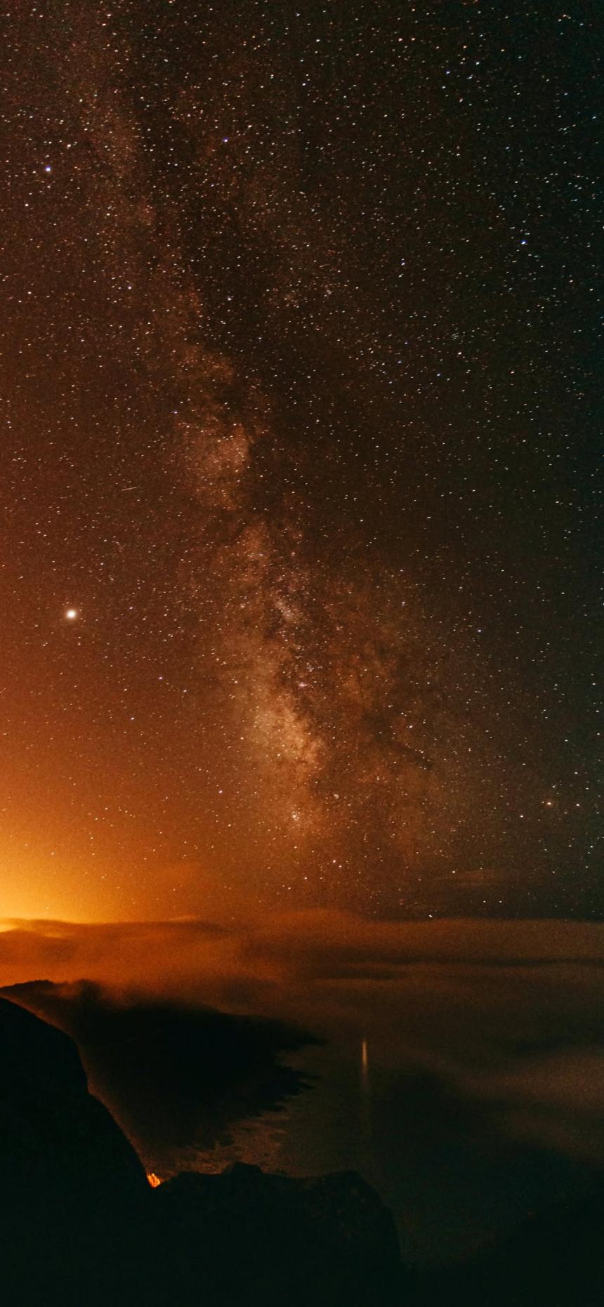 Milky Way Night Sky Wallpaper